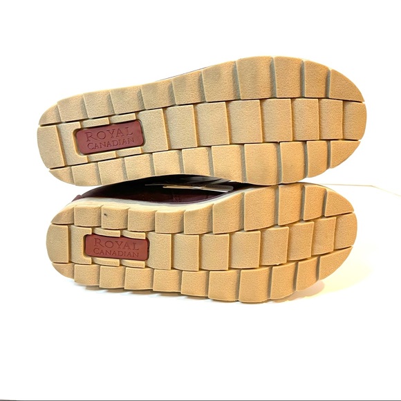 Royal Canadian Lethbridge Winter Boots - Picture 7 of 11